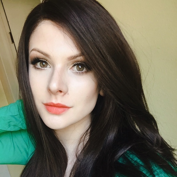 16" Dark Brown Lace Front Wig | Alexa - Picture 7 of 10